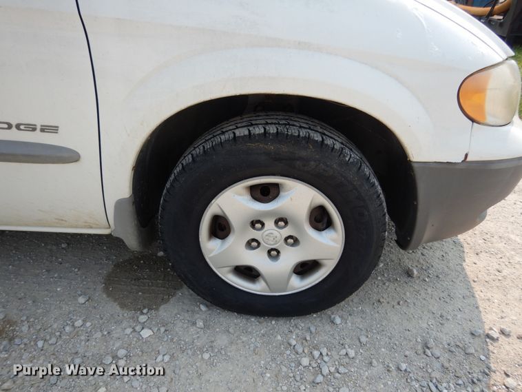 image for item II9653 2001 Dodge Caravan  van