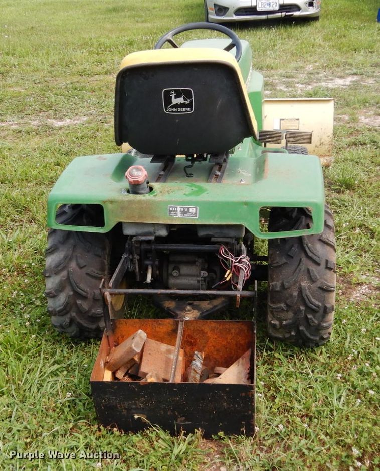 image for item II9657 John Deere 332  lawn mower