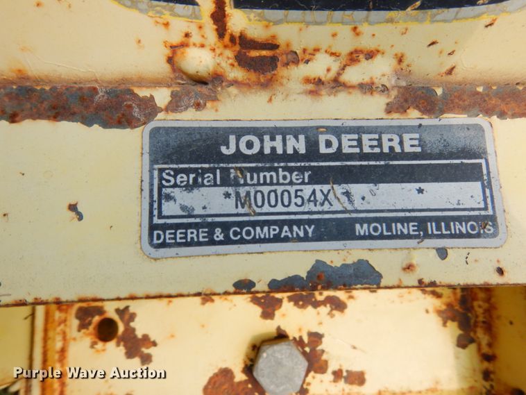 image for item II9657 John Deere 332  lawn mower