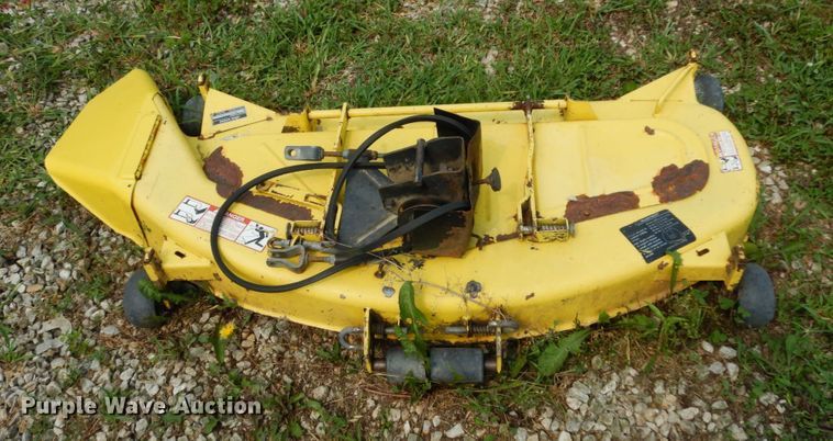 image for item II9657 John Deere 332  lawn mower