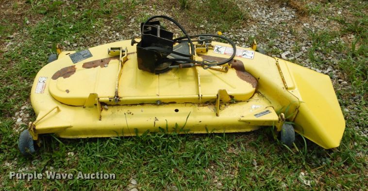 image for item II9657 John Deere 332  lawn mower