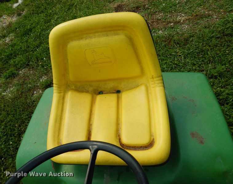 image for item II9657 John Deere 332  lawn mower