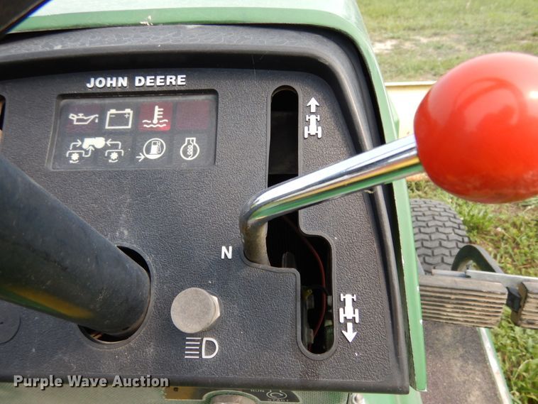 image for item II9657 John Deere 332  lawn mower