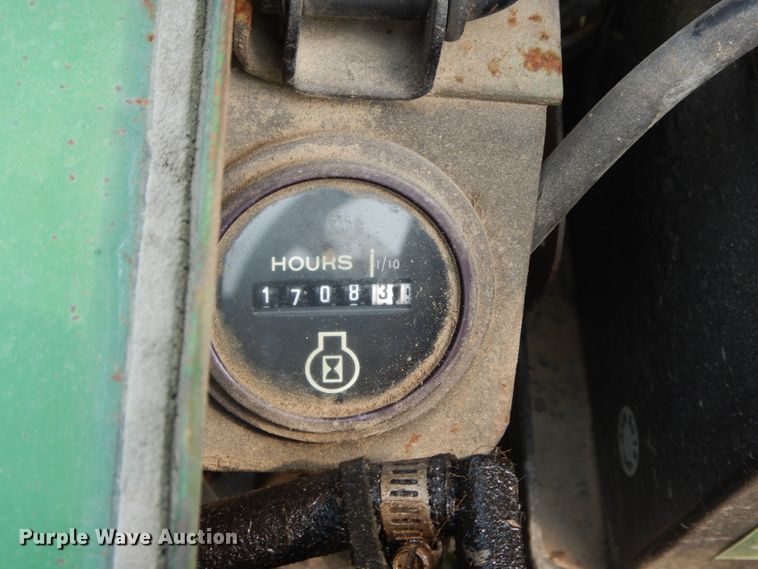 image for item II9657 John Deere 332  lawn mower