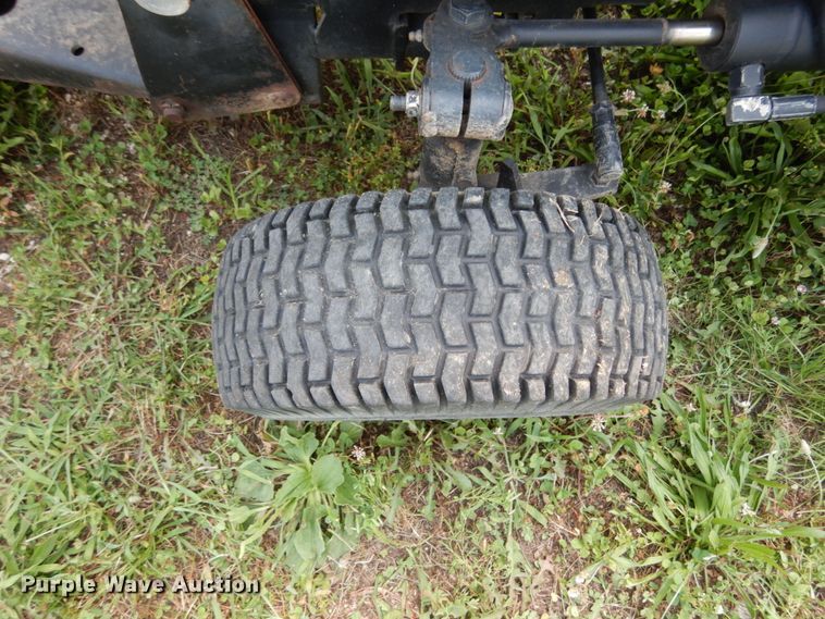 image for item II9657 John Deere 332  lawn mower