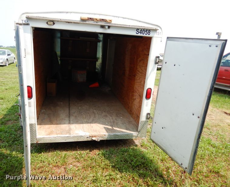 image for item II9658 2003 Play Mor  enclosed cargo trailer
