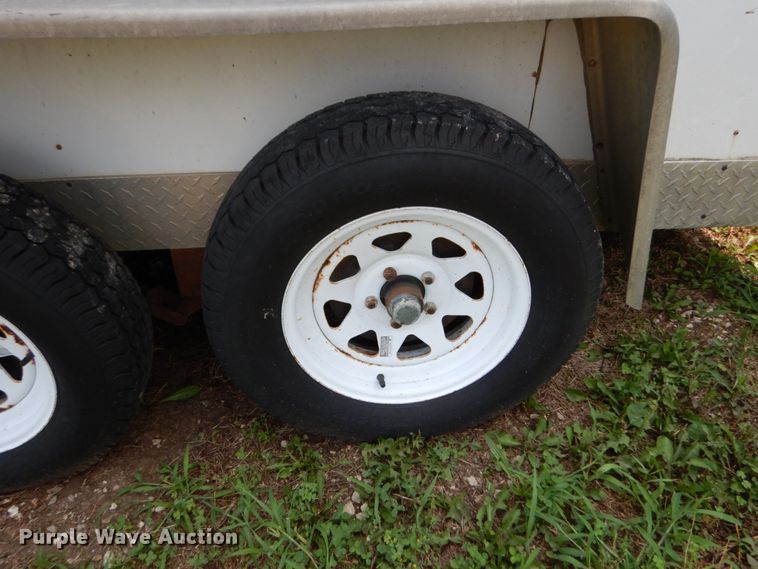 image for item II9658 2003 Play Mor  enclosed cargo trailer