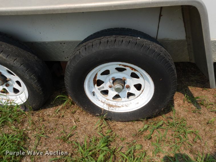 image for item II9658 2003 Play Mor  enclosed cargo trailer