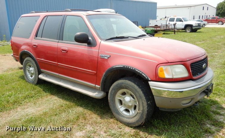 image for item II9661 2002 Ford Expedition Eddie Bauer  SUV