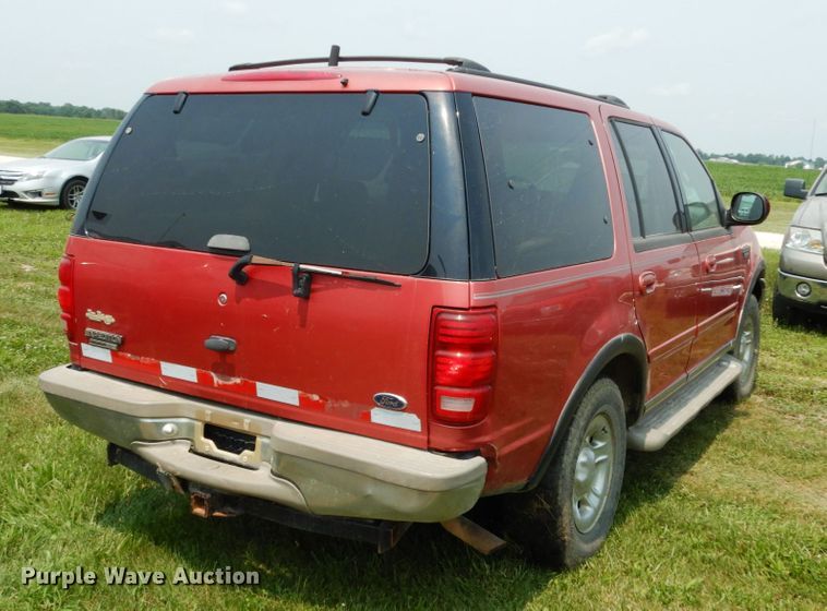 image for item II9661 2002 Ford Expedition Eddie Bauer  SUV