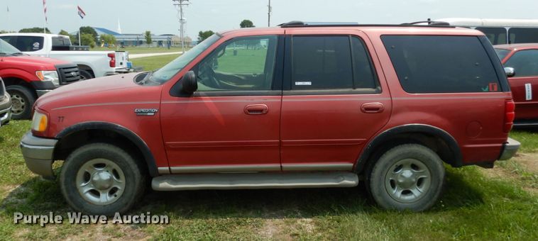 image for item II9661 2002 Ford Expedition Eddie Bauer  SUV