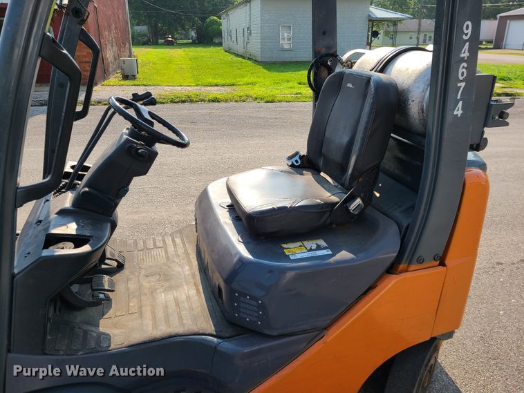 image for item IJ9039 Toyota 8FGCU20  forklift