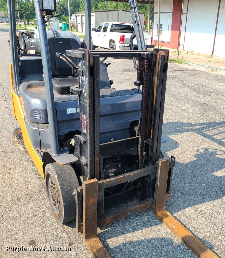 image for item IJ9039 Toyota 8FGCU20  forklift