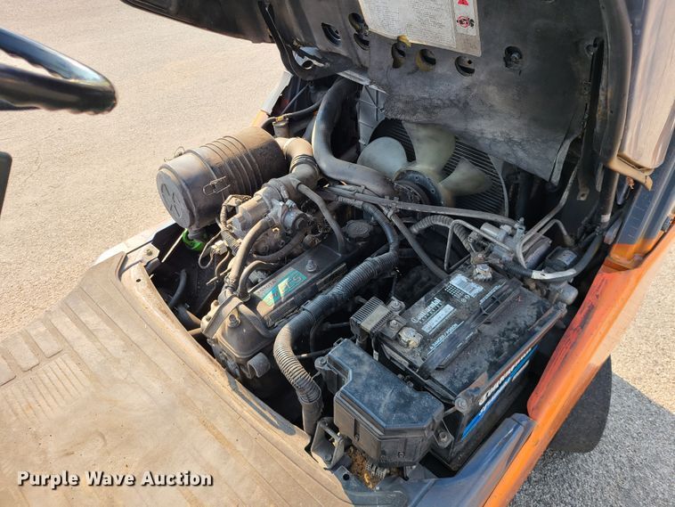 image for item IJ9039 Toyota 8FGCU20  forklift