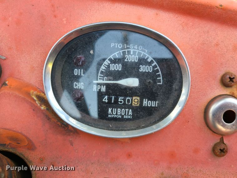 image for item IJ9042 Kubota L185  tractor