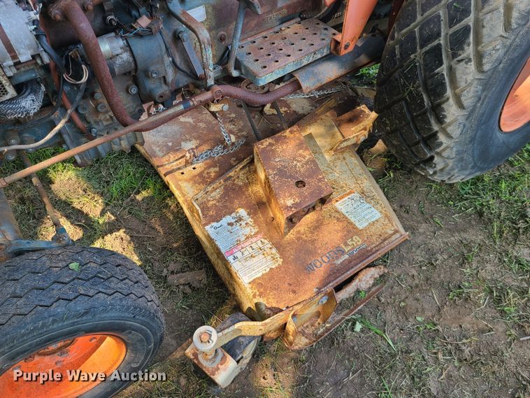 image for item IJ9042 Kubota L185  tractor