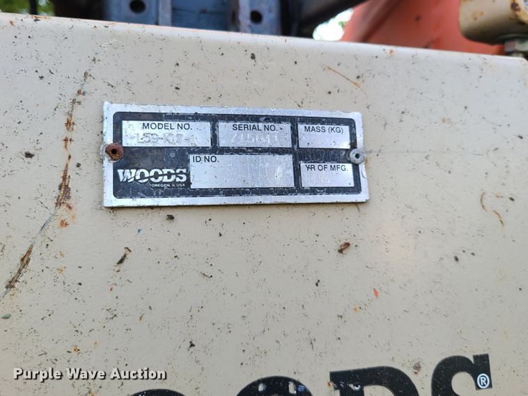 image for item IJ9042 Kubota L185  tractor