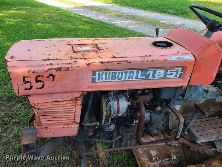 image for item IJ9042 Kubota L185  tractor