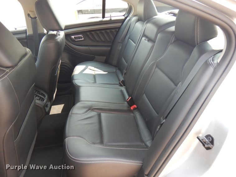 image for item IL9901 2010 Ford Taurus SEL