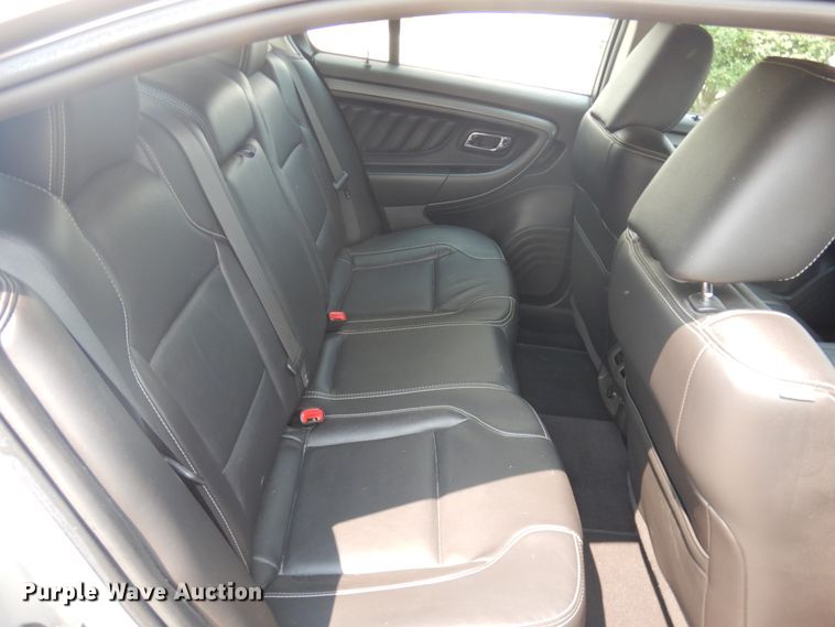 image for item IL9901 2010 Ford Taurus SEL