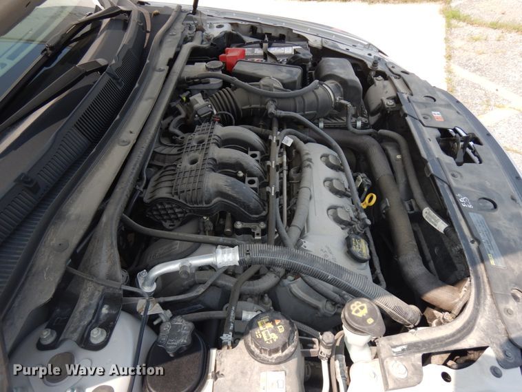 image for item IL9901 2010 Ford Taurus SEL