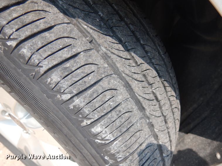 image for item IL9901 2010 Ford Taurus SEL