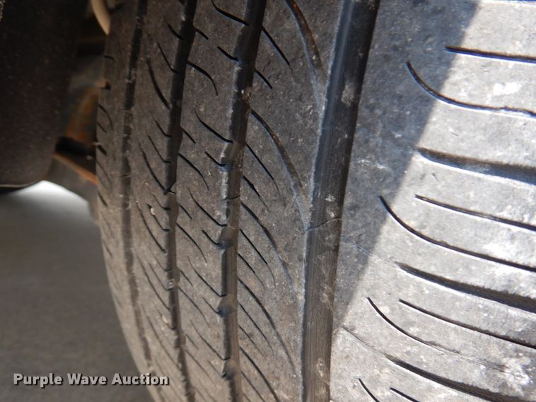 image for item IL9901 2010 Ford Taurus SEL