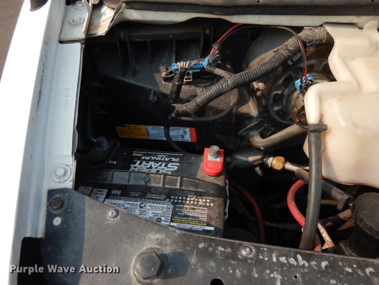 image for item IL9906 2002 Chevrolet Express 3500  fiber optic splicing truck