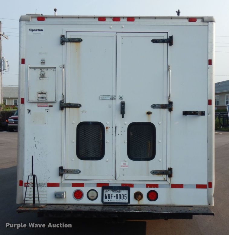 image for item IL9907 2007 Chevrolet Express 3500  fiber optic splicing truck