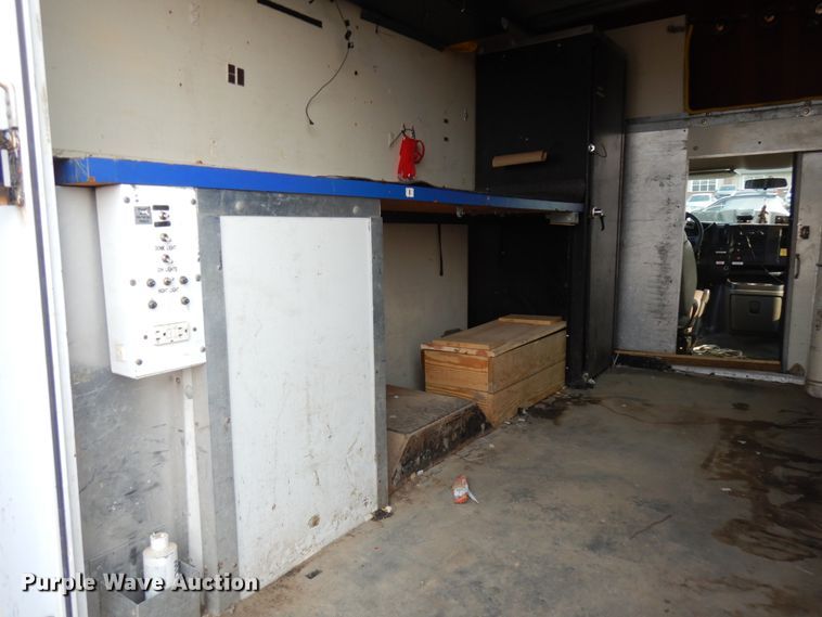 image for item IL9907 2007 Chevrolet Express 3500  fiber optic splicing truck