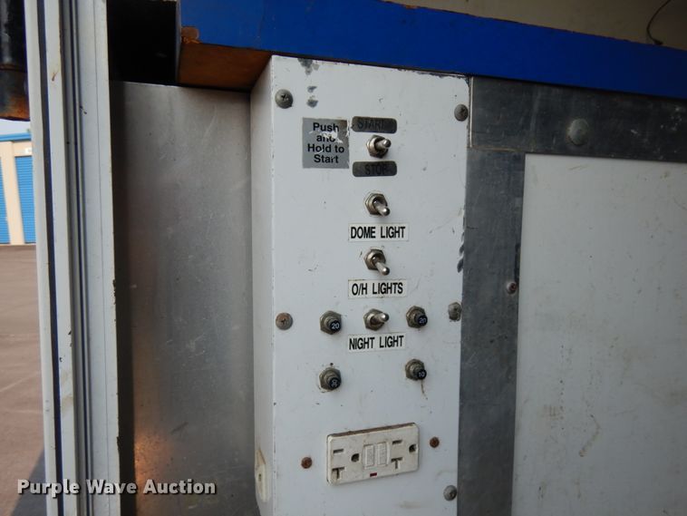 image for item IL9907 2007 Chevrolet Express 3500  fiber optic splicing truck