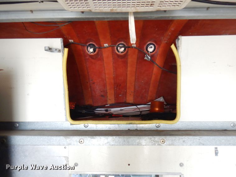 image for item IL9907 2007 Chevrolet Express 3500  fiber optic splicing truck