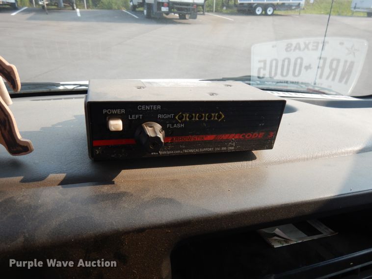 image for item IL9907 2007 Chevrolet Express 3500  fiber optic splicing truck