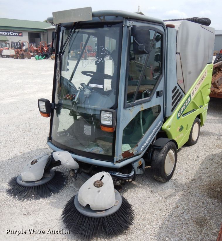 image for item IL9911 Green Machine Y36HS  street sweeper truck