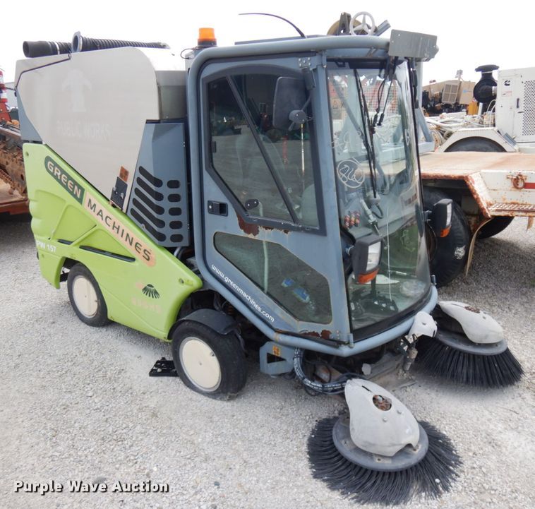 image for item IL9911 Green Machine Y36HS  street sweeper truck