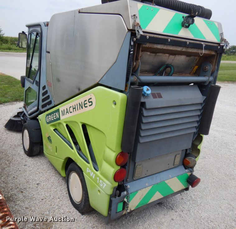 image for item IL9911 Green Machine Y36HS  street sweeper truck