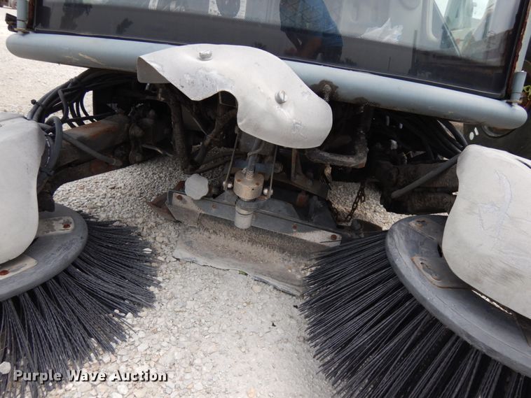 image for item IL9911 Green Machine Y36HS  street sweeper truck