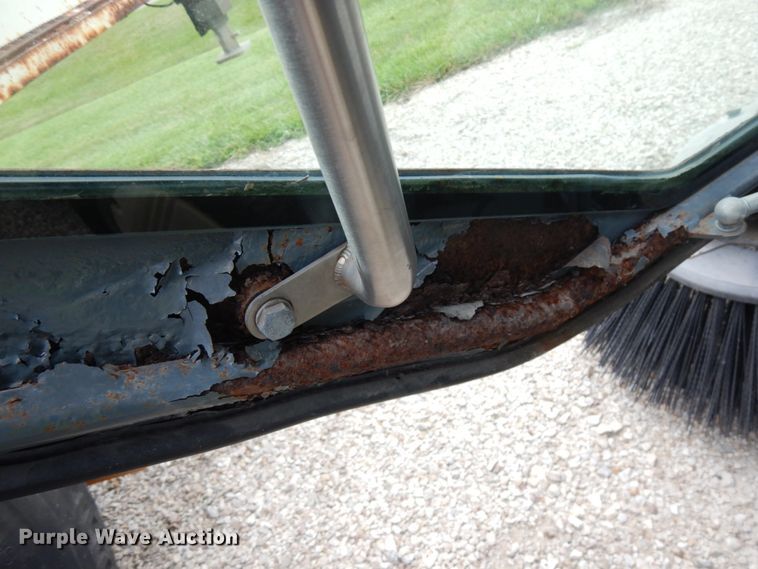 image for item IL9911 Green Machine Y36HS  street sweeper truck