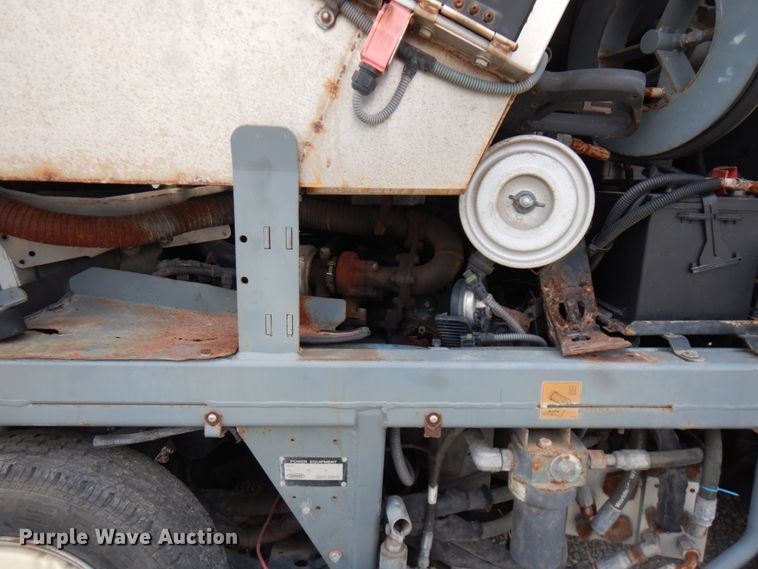 image for item IL9911 Green Machine Y36HS  street sweeper truck