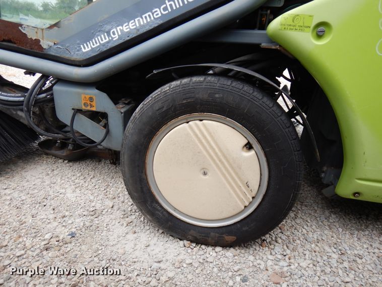 image for item IL9911 Green Machine Y36HS  street sweeper truck