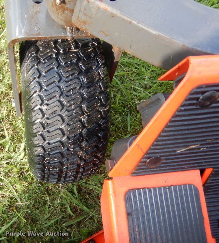 image for item IN9523 Kubota ZD18F  ZTR lawn mower