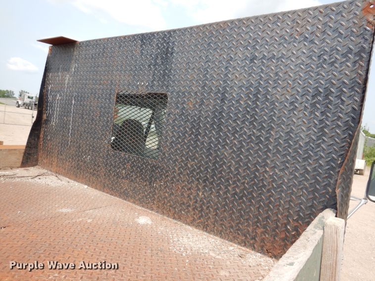 image for item IN9755 1997 Ford F450 Super Duty  flatbed truck