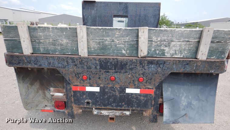 image for item IN9755 1997 Ford F450 Super Duty  flatbed truck