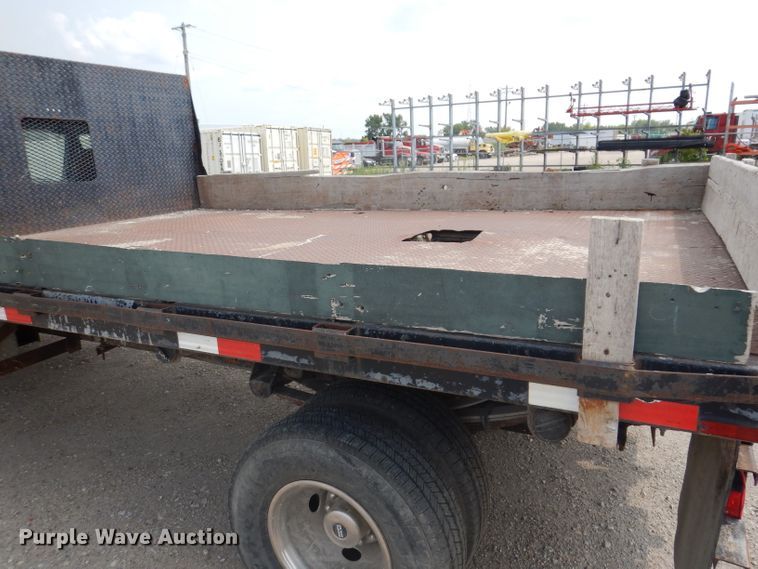 image for item IN9755 1997 Ford F450 Super Duty  flatbed truck