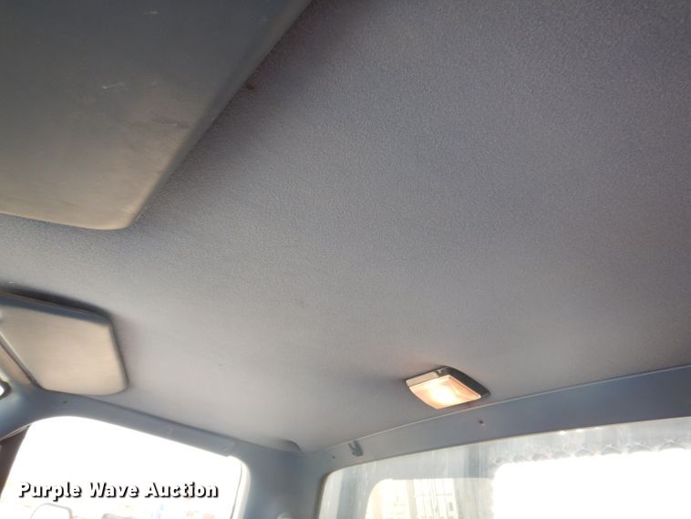 image for item IN9755 1997 Ford F450 Super Duty  flatbed truck