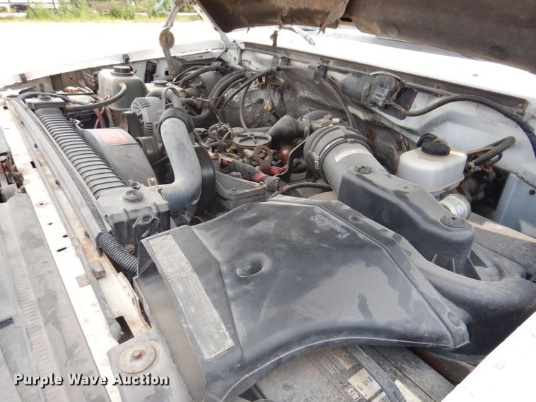 image for item IN9755 1997 Ford F450 Super Duty  flatbed truck