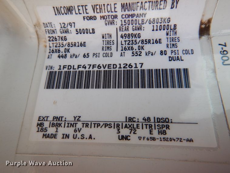 image for item IN9755 1997 Ford F450 Super Duty  flatbed truck