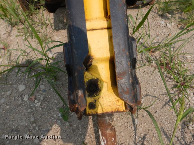 image for item IN9757 Stanley MB055  skid steer breaker