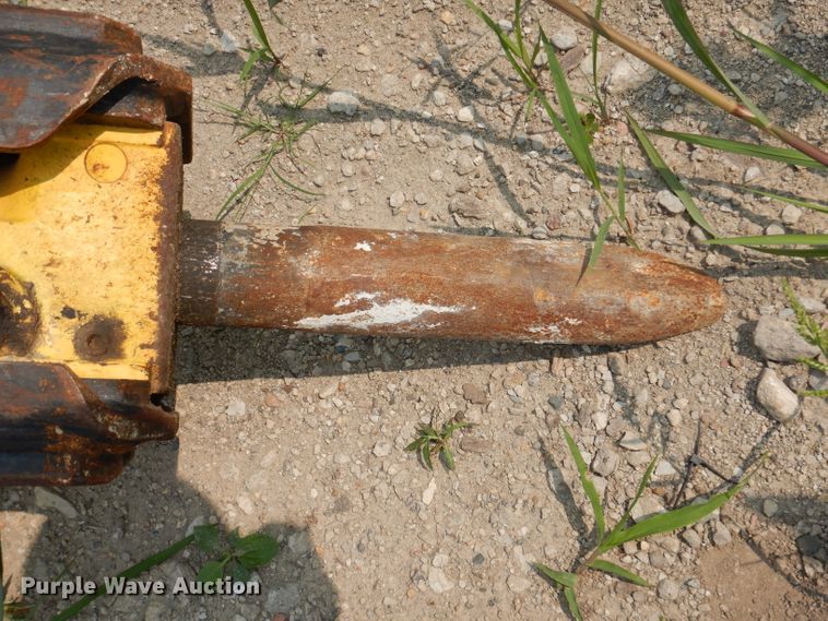 image for item IN9757 Stanley MB055  skid steer breaker