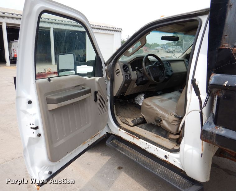 image for item IN9779 2008 Ford F550 Super Duty XL  dump flatbed truck